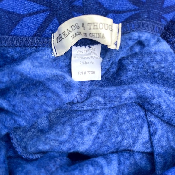 FINAL PRICE: Threads 4 Thought Patterned Leggings - 2 pairs - Picture 5 of 5